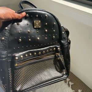 Black back pack with rhinestone